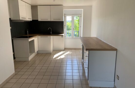 APPARTEMENT DE TYPE F4 DUPLEX